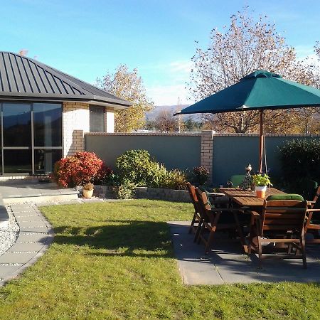 Parkview Bed And Breakfast Кромуел Екстериор снимка