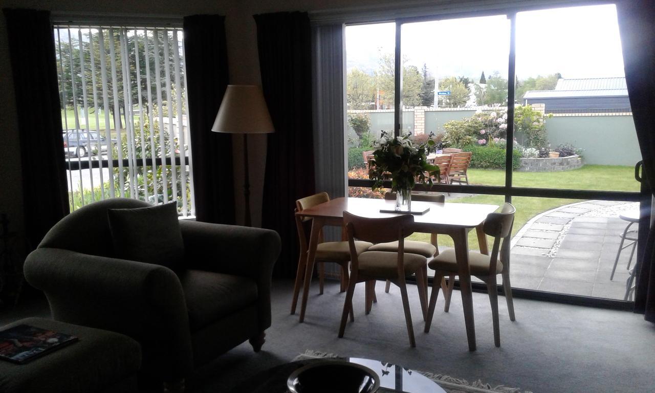 Parkview Bed And Breakfast Кромуел Екстериор снимка